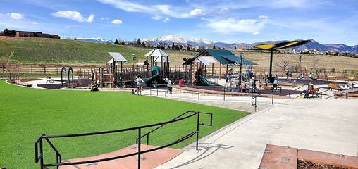 Vacation Home for 13 Guests in Colorado Springs, El Paso County (CO), Picture 4