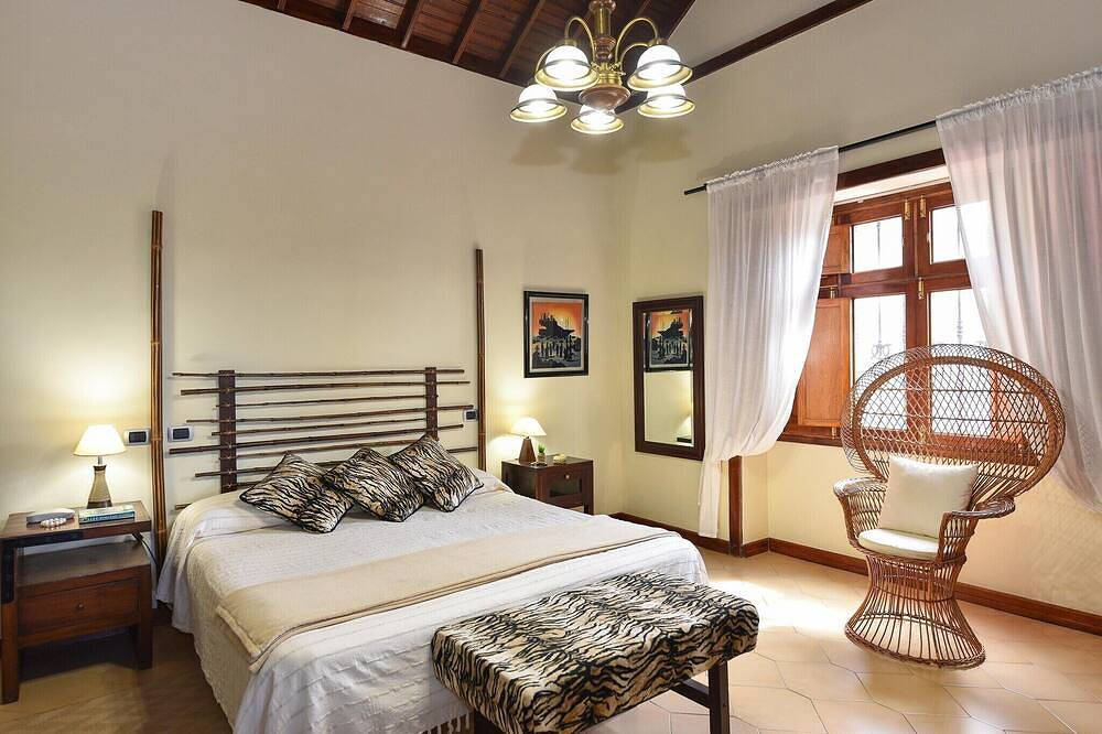 Villa in Gran Canaria with Private Pool & Tennis in Arucas, North Gran Canaria