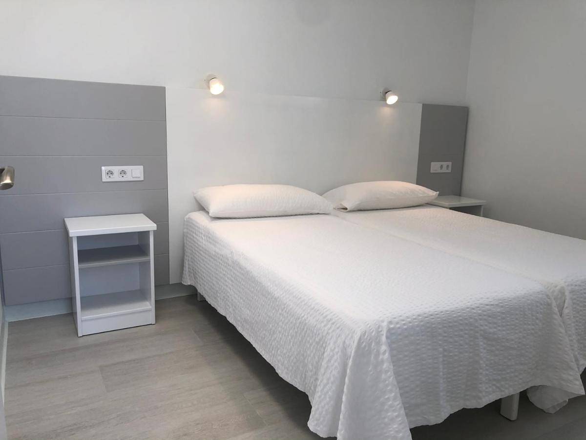 Aparthotel para 3 personas con piscina in Playa del Águila, San Bartolomé de Tirajana