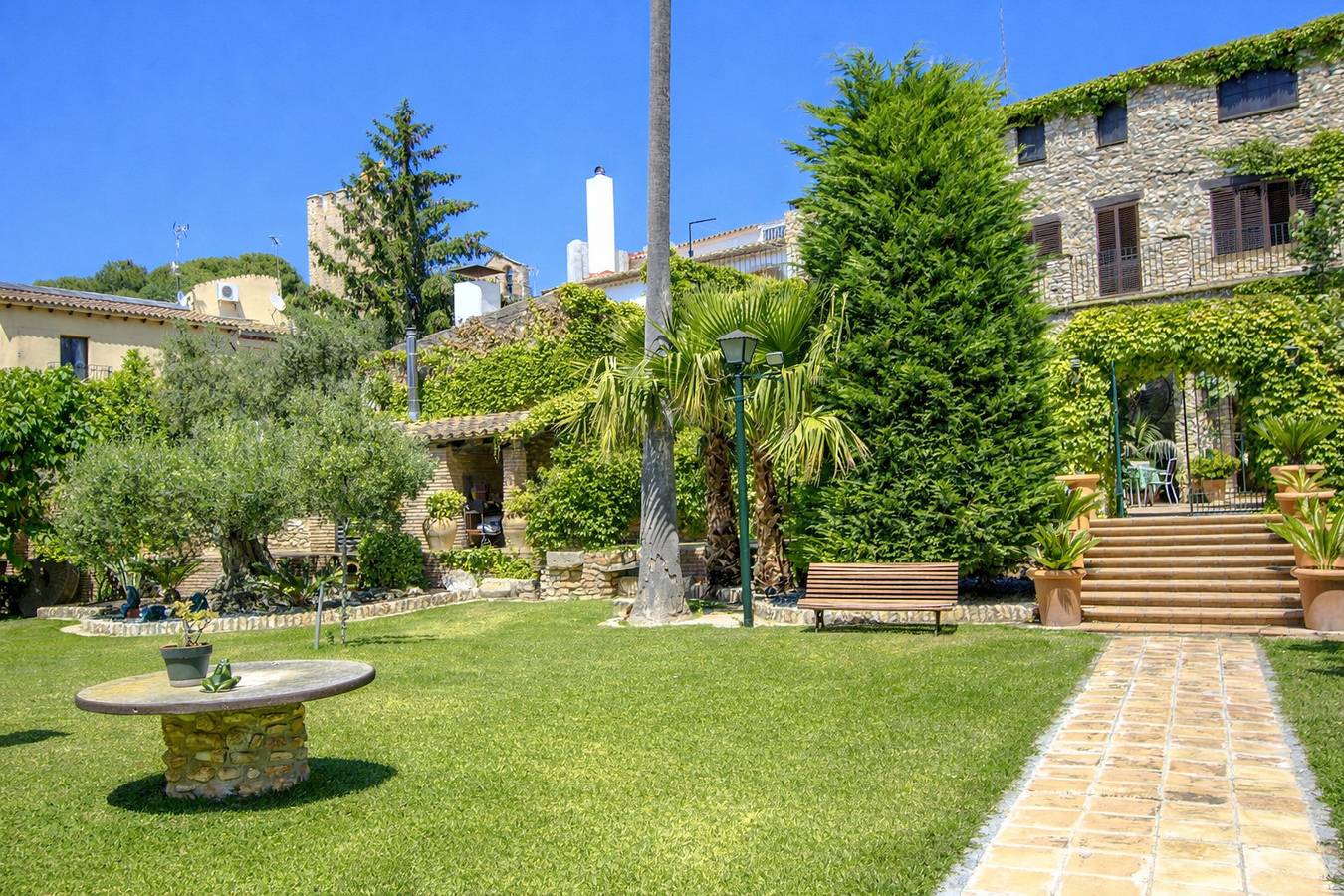Majestuosa e historica para 32 personas, playa 10km in Santa Oliva, Costa Dorada