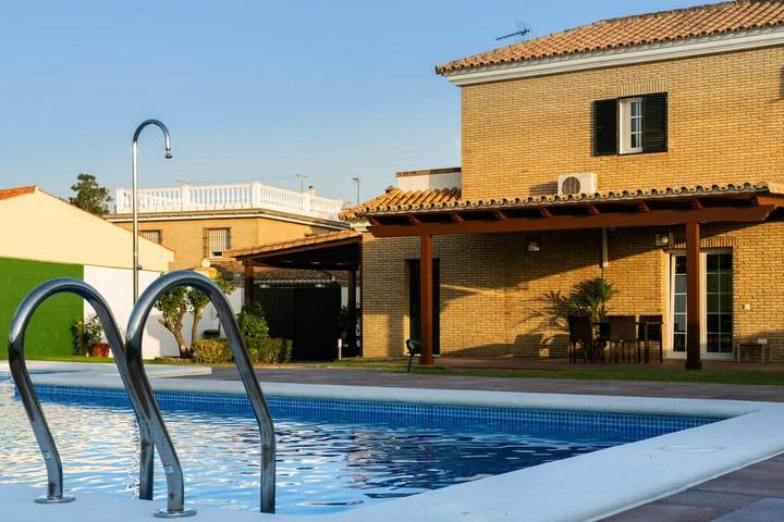 Casa rural para 8 personas, con jardín además de piscina y vistas en El Puerto de Santa María - 2