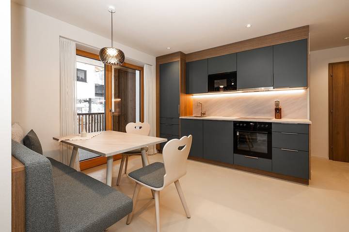 Ganze Wohnung, Apartment „N°1“ mit Bergblick, privater Terrasse und Wlan in Hohe Tauern, Hüttschlag