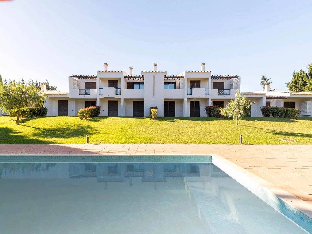 Ganze Wohnung, Flh Alvor Duo Village Terrace with Pool in Alvor, Faro Distrikt