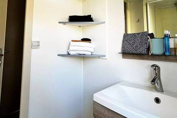 Camping pour 8 Personnes dans Le Muy, Région de Draguignan, Photo 4