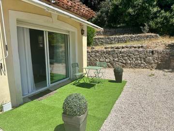 Maison d’hôte pour 2 personnes, avec terrasse, animaux acceptés à Mouans-Sartoux