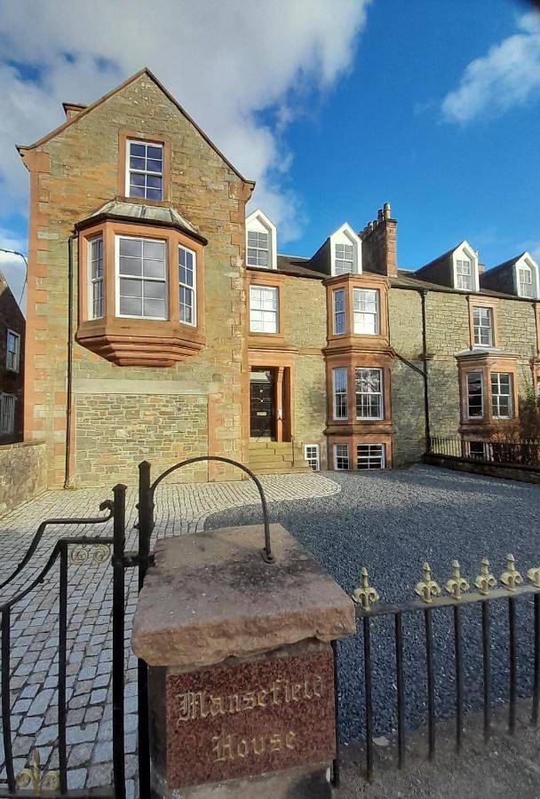 Holiday rental for 4 people, with Hot tub and Terrace as well as Garden and View in Kirkcudbright