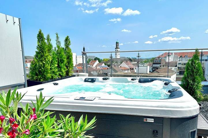 Ferienwohnung für 6 Personen, mit Garten und Sauna sowie Whirlpool und Pool - 1