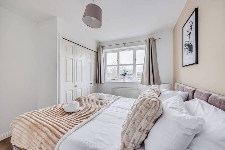 Tattenhoe House • Great Location • Free Parking • Smart TV • Garden in Milton Keynes, Südostengland