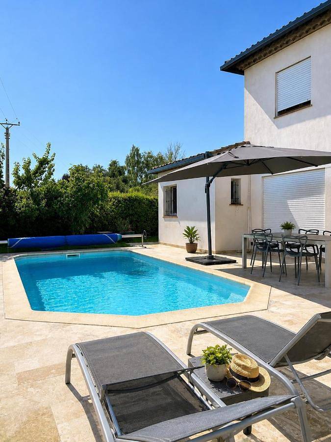 Appartement de vacances pour 4 personnes, avec piscine ainsi que vue et jardin - 1