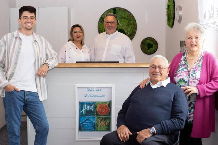 Ferienwohnung für 5 Personen, mit Ausblick und Garten in Allensbach - 2