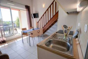 Gîte pour 4 personnes, avec balcon dans Lac de Jouarrès