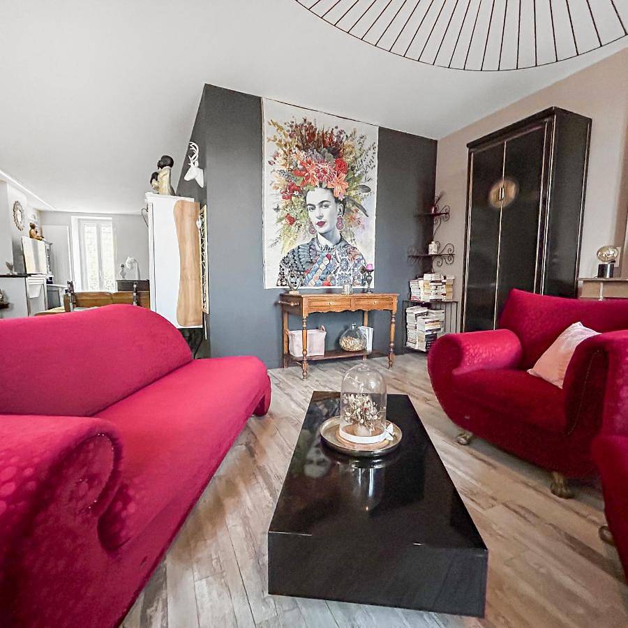 Appartement entier, Two-Bedroom Apartment in Roanne, Région de Roanne