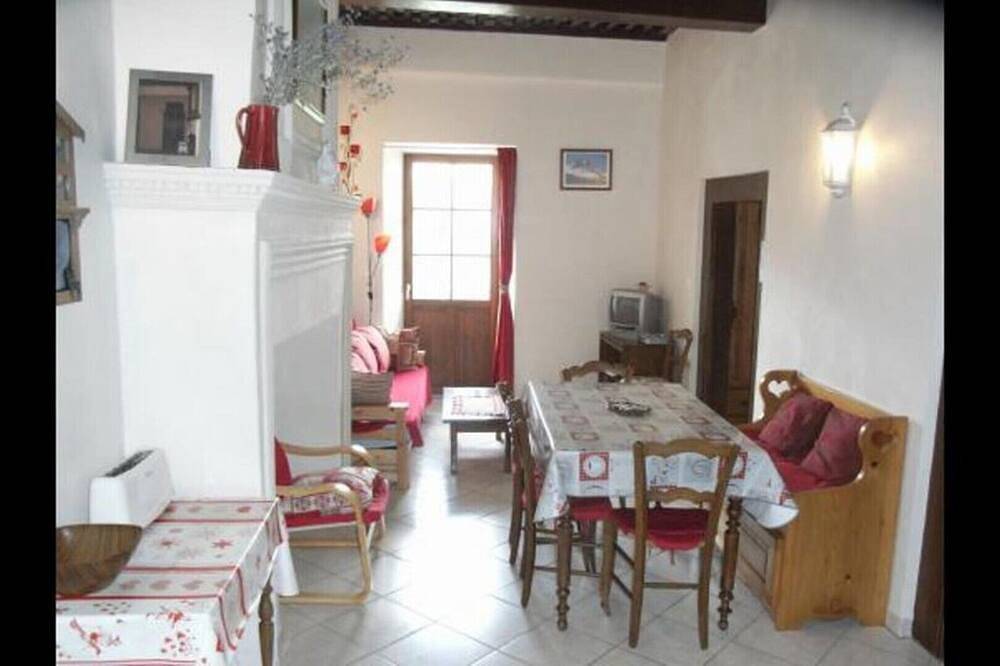 Chalet édelweiss,4/5pers,terrasse,Savoie ,montagne,2 chambre,3* in Saint-Jean-d'Arves, Région de Saint-Jean-de-Maurienne