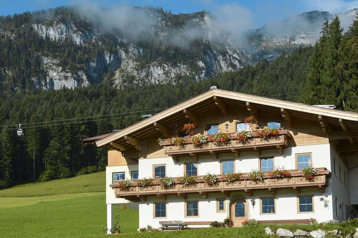 Ferienwohnung für 10 Personen, mit Balkon