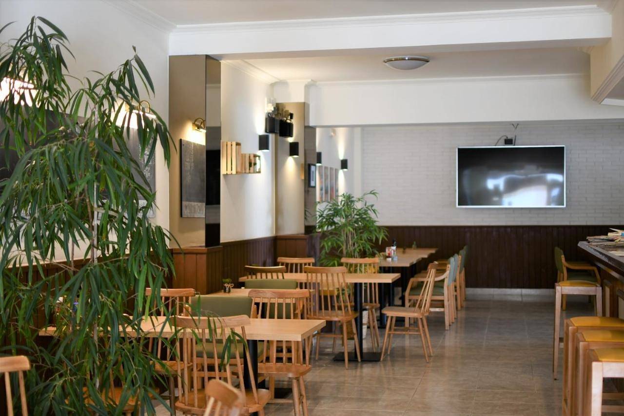 Hostal Mallorca in Ocean Beach Ibiza, Sant Antoni de Portmany