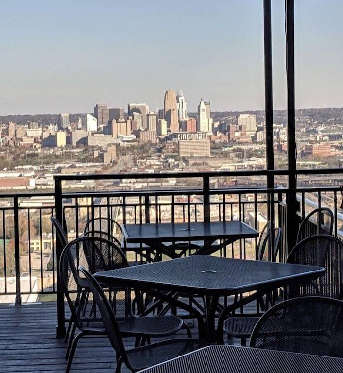 Cozy Cincinnati Home Located Just Minutes from Downtown, Stadiums, and More! in Cincinnati, Hamilton County (OH)