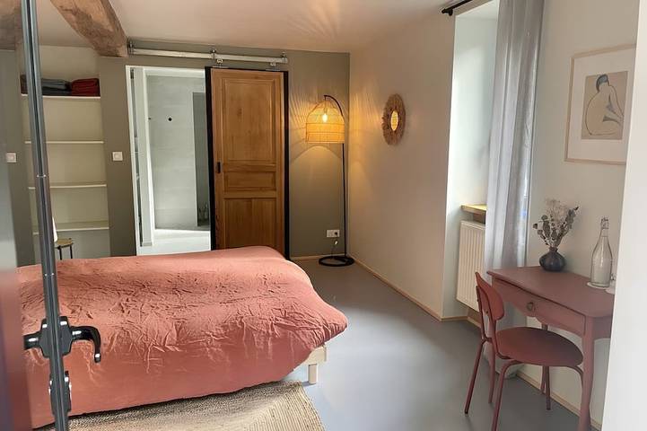 Chambre d’hôte pour 2 personnes, avec jardin dans Nièvre