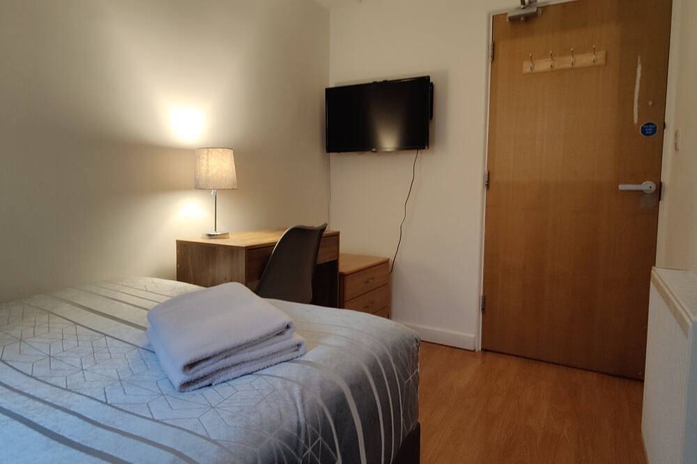 Economy-Doppelzimmer-Gemeinsames Badezimmer-The Central Economy Room in Liverpool, Merseyside