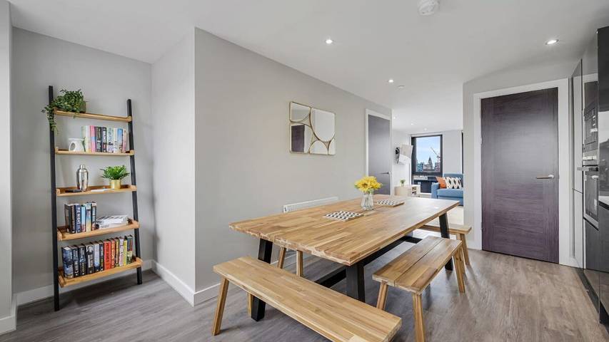 Ganze Wohnung, Host & Stay | The Baltic Penthouse 2 in Liverpool, Merseyside
