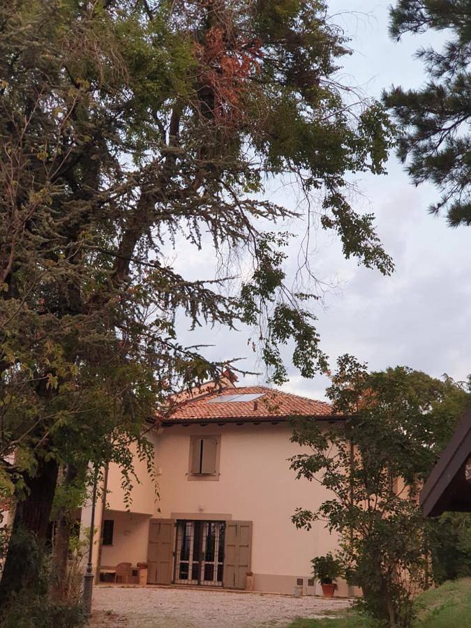 B&b per 2 persone, con Giardino e Piscina nonché Panorama a San Lazzaro di Savena