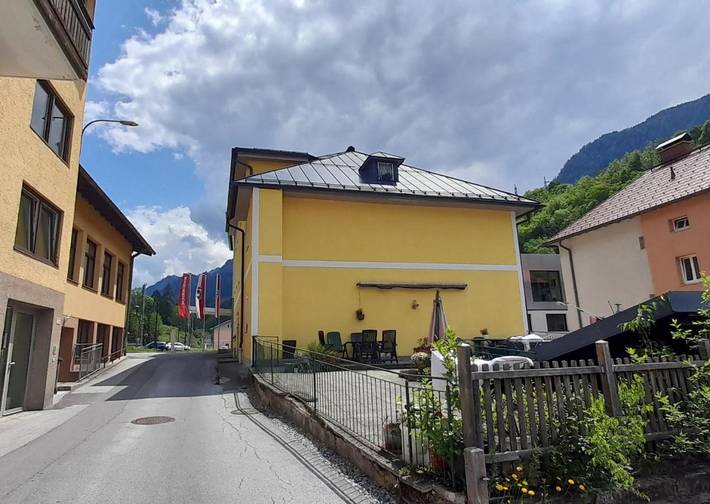 Ferienwohnung für 8 Personen, mit Terrasse in Lend