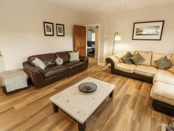 Cottage for 12 People in Cumbria, North West England, Photo 3
