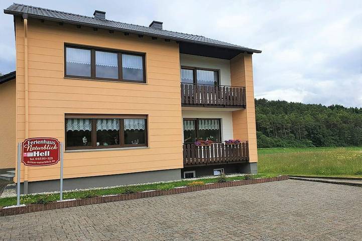 Ferienhaus für 6 Personen, mit Balkon und Garten in Berndorf