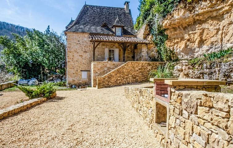 Location de vacances pour 6 personnes, avec jardin ainsi que terrasse et piscine à Castelnaud-la-Chapelle - 4
