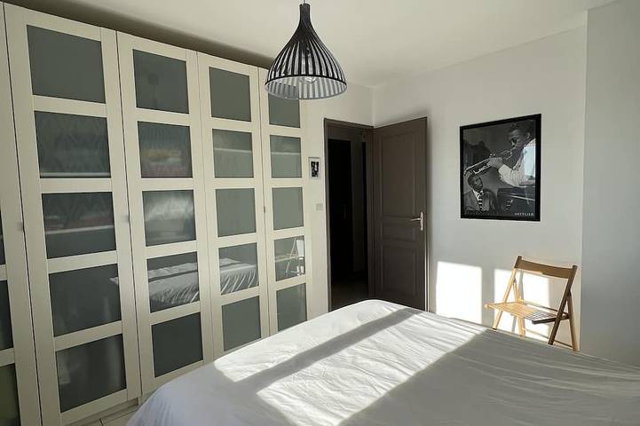 Fully Air-Conditioned, Comfortable House With A Private Pool in Sérignan, Costa mediterránea (Francia)