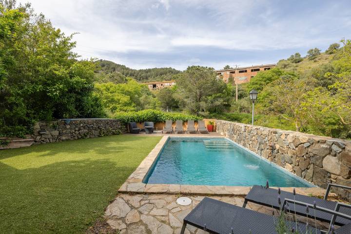 Casa rural para 13 personas, con Balcón y Jardín en Vilanova de Escornalbou