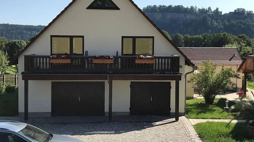 Ferienwohnung für 4 Personen, mit Balkon in Königstein
