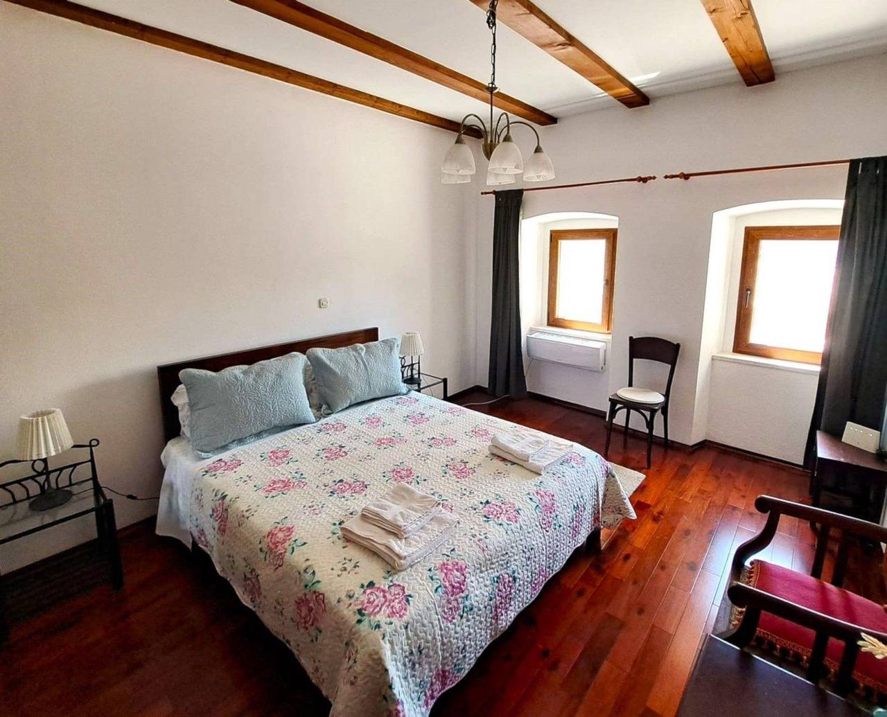 Ruime villa met drie slaapkamers en een serene tuin in Tribalj, Primorje-Gorski Kotar