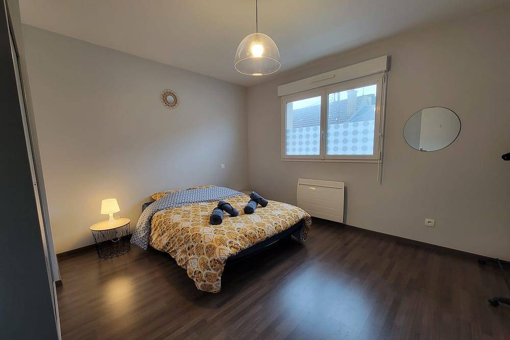 Maison Dans Centre Ville Proche de la Cité de la mer et de la Plage in Tourlaville, Cherbourg-en-Cotentin