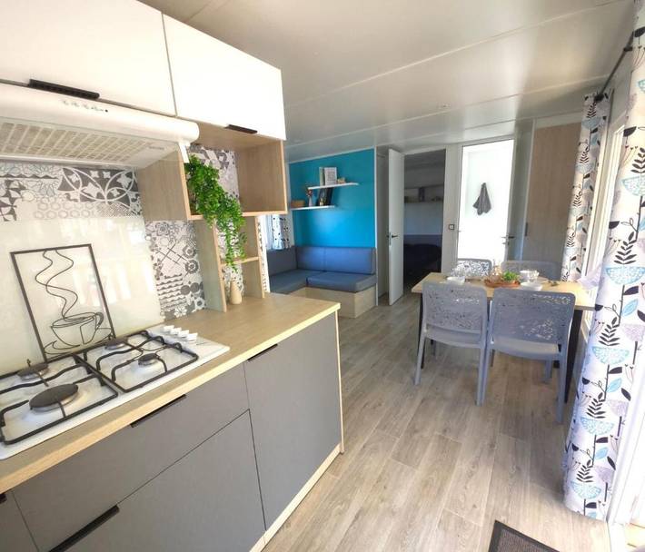 Camping pour 5 personnes, avec sauna et jardin ainsi que jacuzzi et piscine à Seignosse