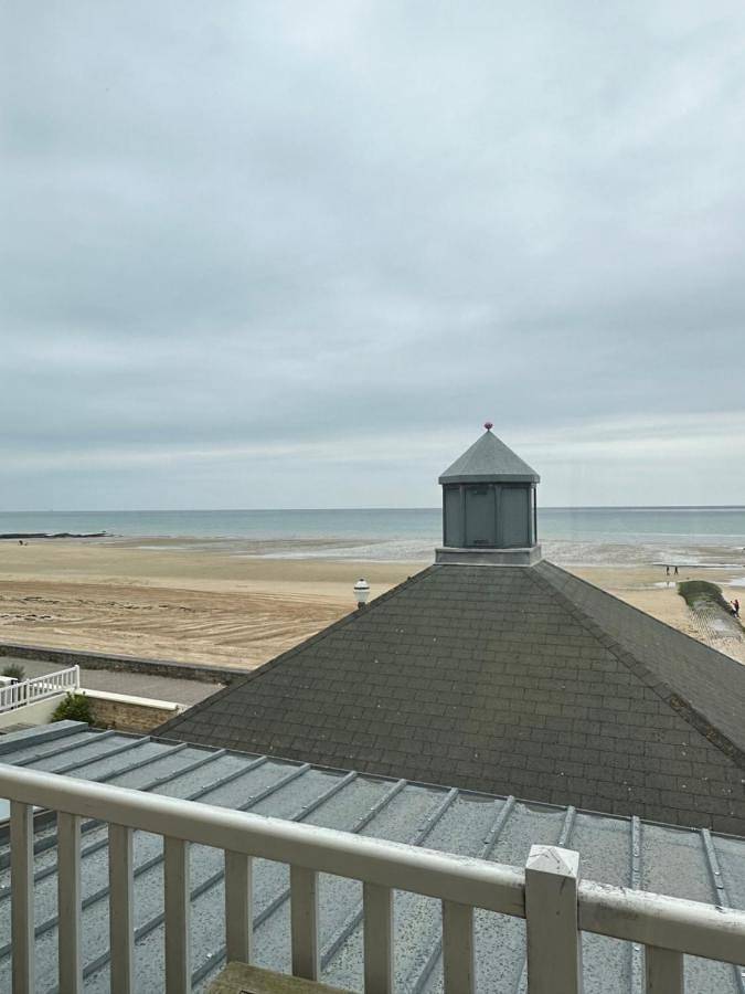 Double Room in Saint-Aubin-sur-Mer (Calvados), Région de Caen