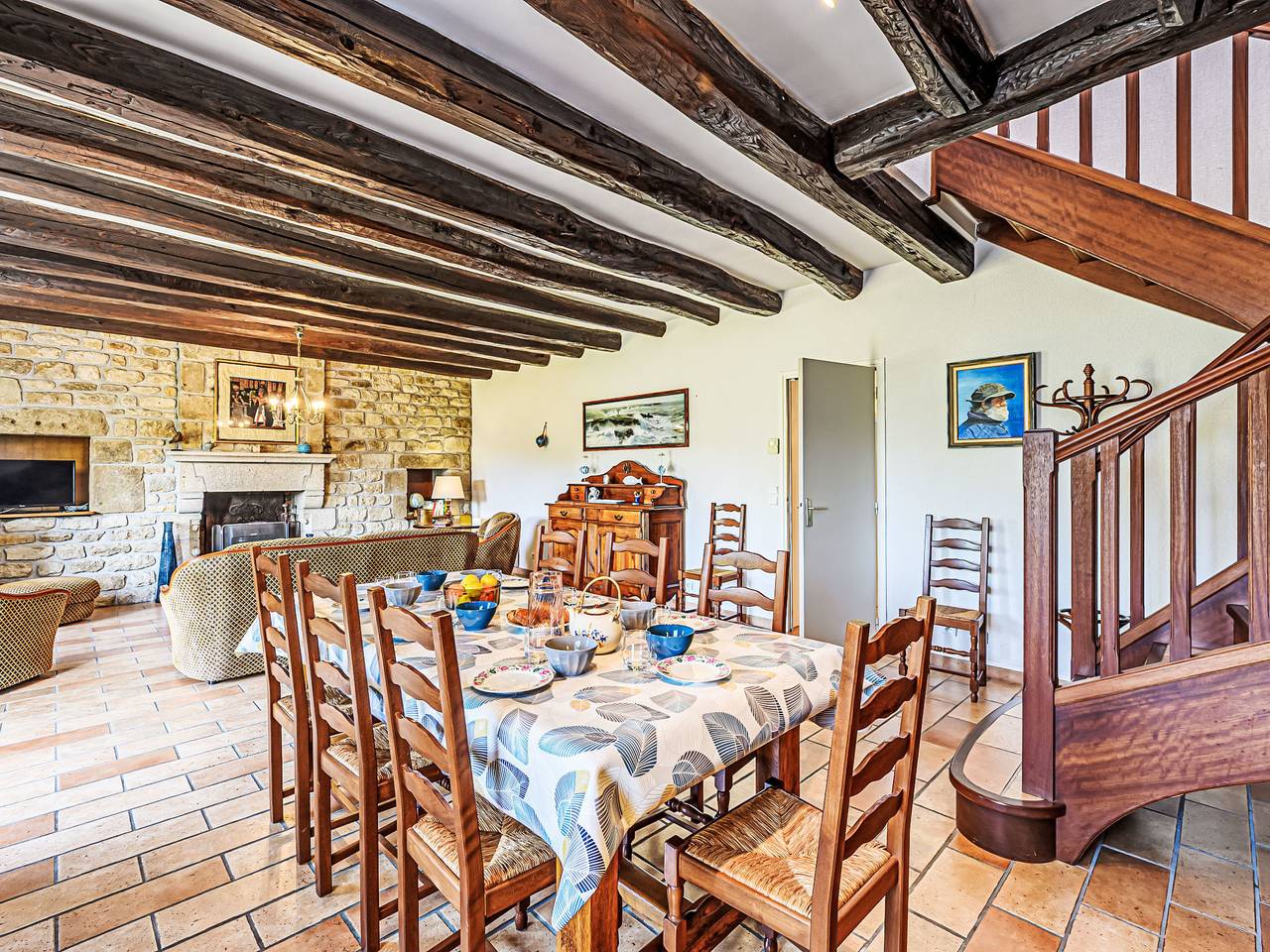 Maison de Kerbarh in Ploemel, Côte des Mégalithes