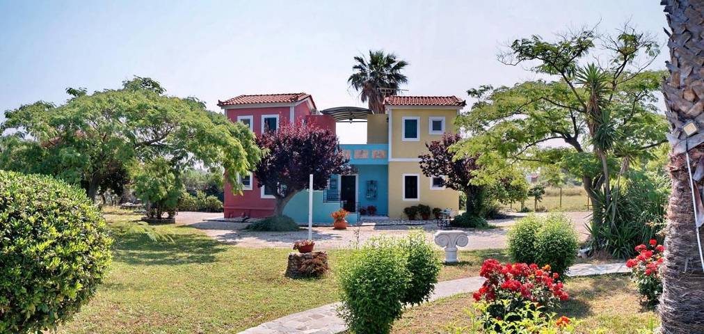 Vakantiewoning voor 5 personen, met uitzicht en tuin, kindvriendelijk in Lesbos