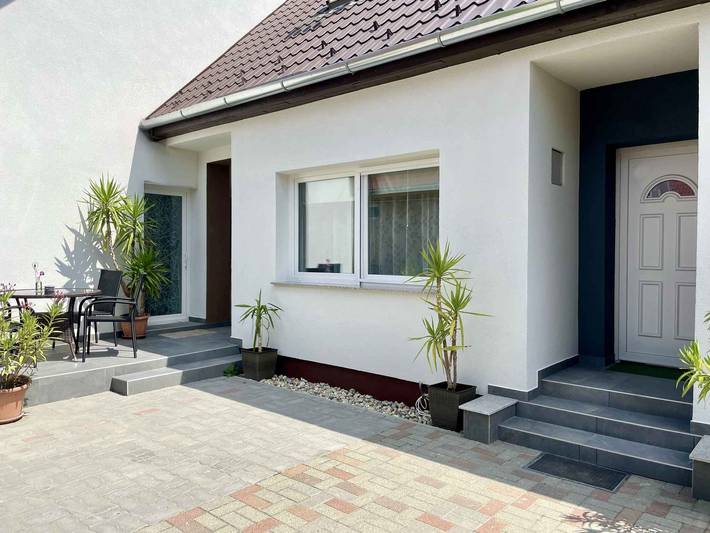 Ferienwohnung für 6 Personen, mit Sauna und Garten in Siofok - 2