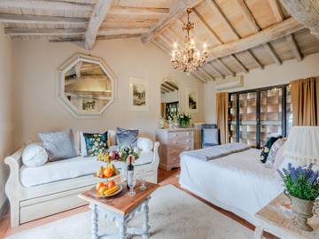 Agriturismo per 6 Persone in Lucca, Provincia di Lucca, Foto 2