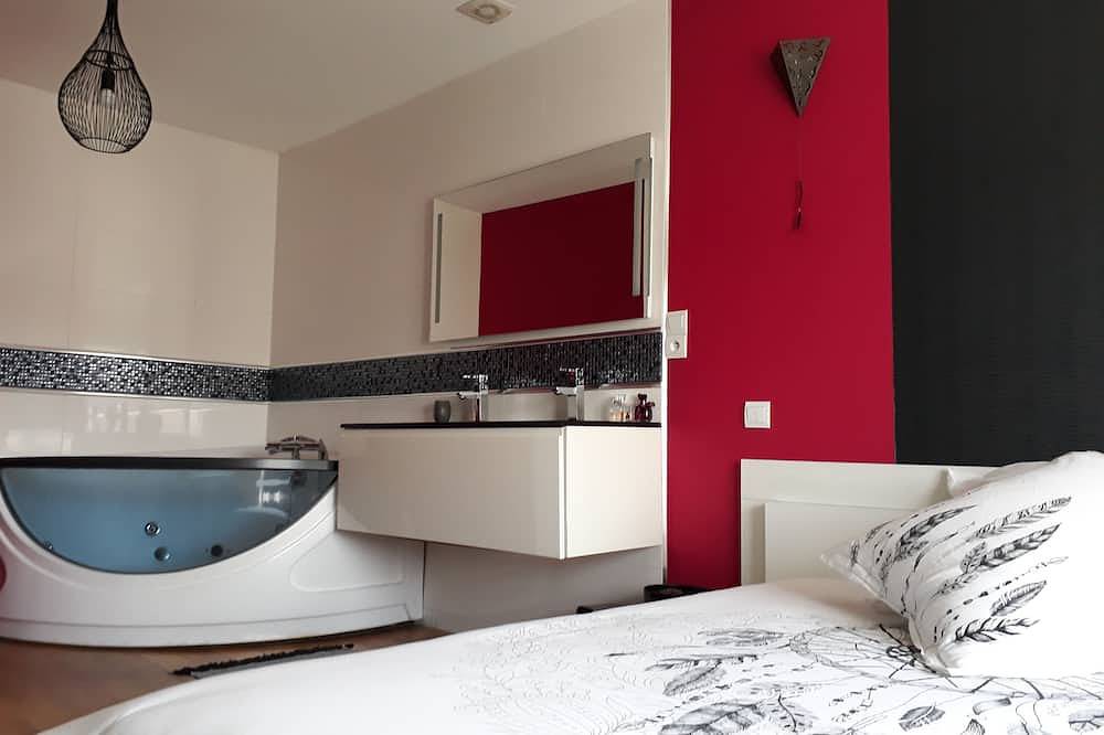 \"Esprit Loft 34\" à 20 mm des Plages/ bain à  remous 2 pers in Mauguio, Côte méditerranéenne (France)
