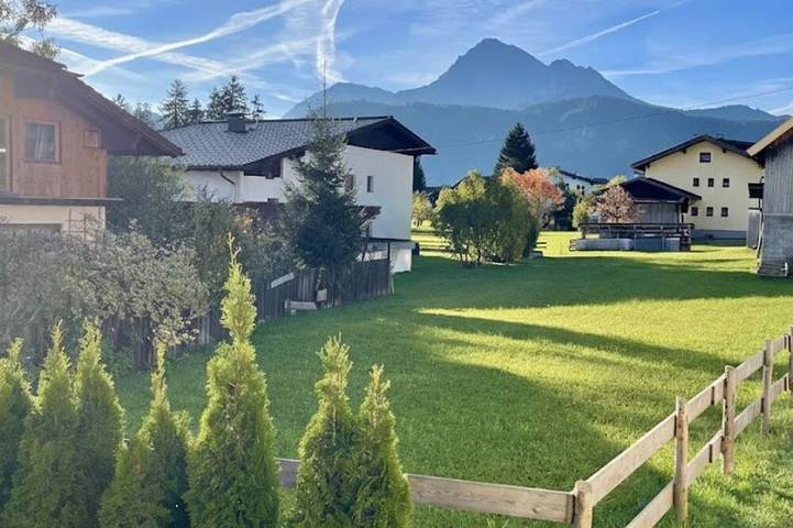 Ferienwohnung für 6 Personen, mit Garten und Balkon in Wängle