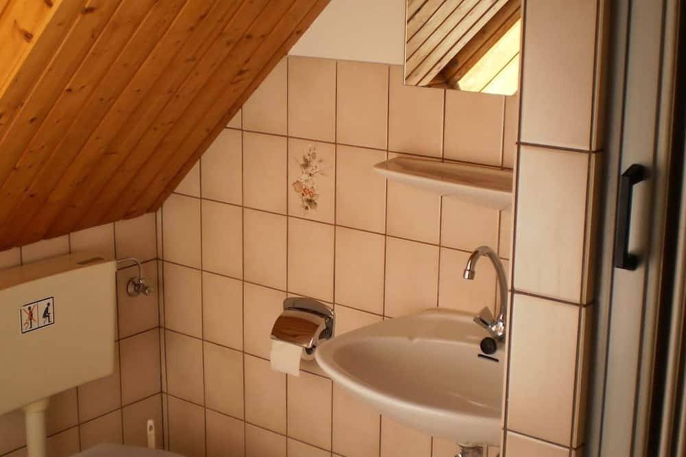 Ganze Wohnung, In Gästehaus mit Fahrradverleih in Goosefeld, Rendsburg-Eckernförde