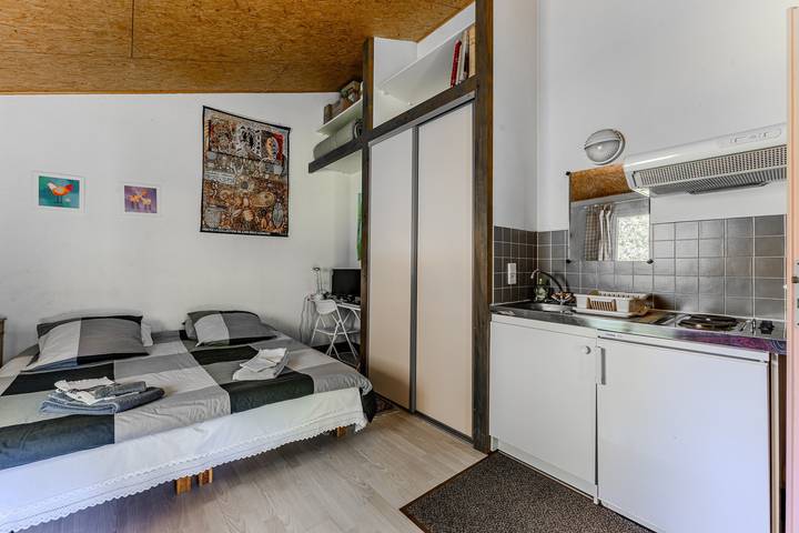 Studio entier, Studio « Le Cabanon Mios » avec terrasse privée et Wi-Fi in Mios, Région d'Arcachon