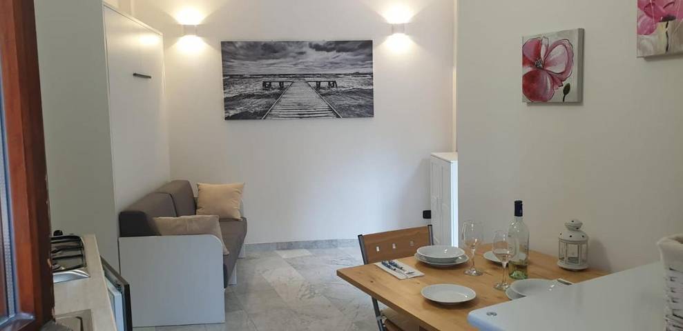 Ferienwohnung für 4 Personen, mit Seeblick und Pool sowie Garten in Garda - 4