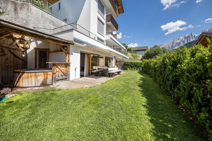 Apartamento inteiro, Apartamento 'Residence Latemarblick' com vista para a montanha, terraço privado e acesso Wi-Fi in Nova Levante, Dolomiti Superski