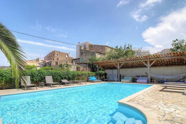 Location de vacances pour 4 personnes, avec jardin et piscine à Cateri - 3
