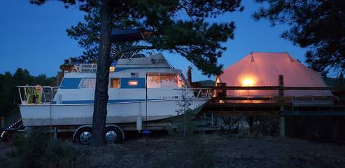 Glamping for 6 Guests in Wind Cave National Park, South Dakota, Picture 4
