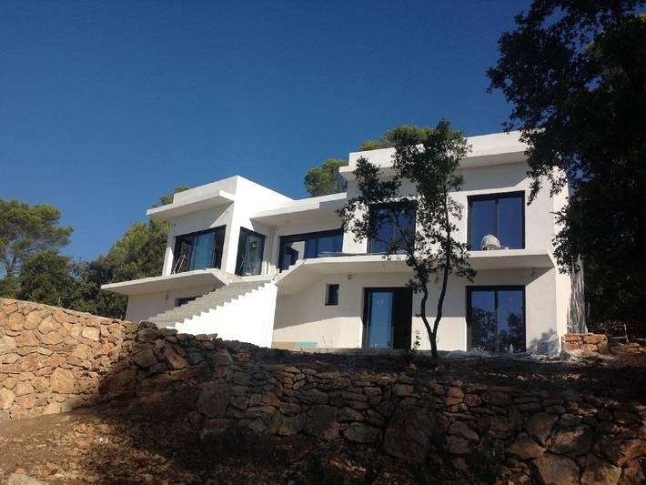 Chalet para 10 personas, con jacuzzi y terraza además de jardín y piscina, Familias con niños - 1