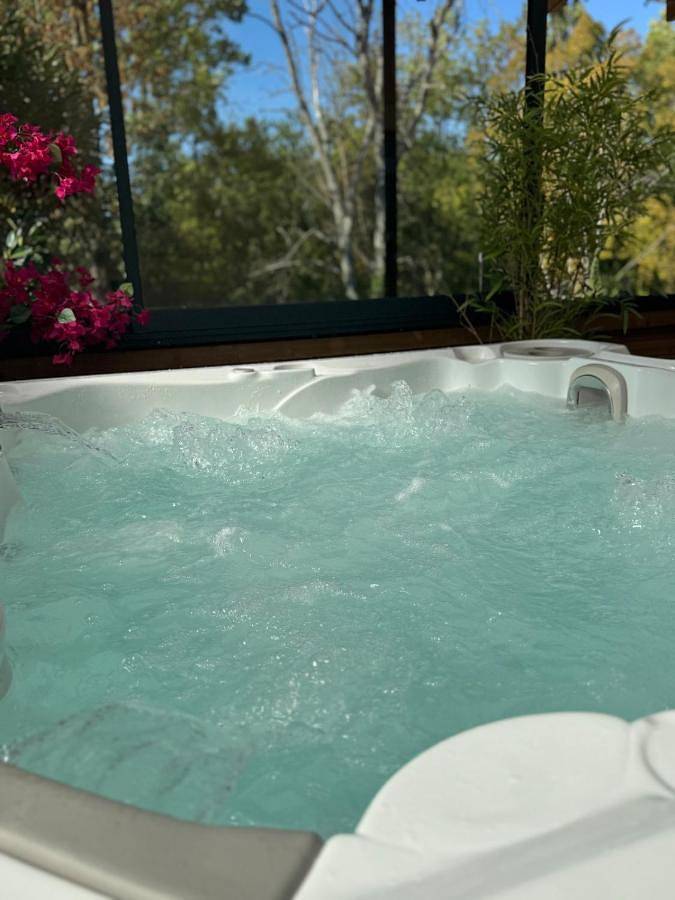 Appartement entier, Balisier Maison Jacuzzi luxe privatif à 15min de Disneyland Paris in Quincy-Voisins, Seine-et-Marne