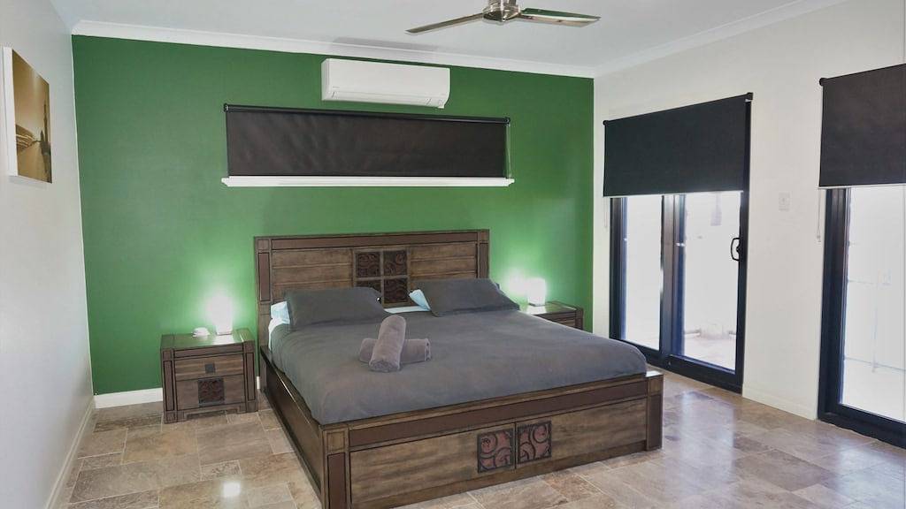 27 Corella Court - Mit Pool in Exmouth, Western Australia